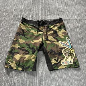 RVCA Matt Leines Board Shorts Men 32 Camo Rare Tiger Bolts Swim Beach Pocket
